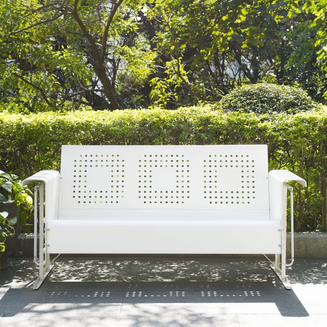BATES OUTDOOR METAL SOFA GLIDER, WhiteGloss Crosley Furniture